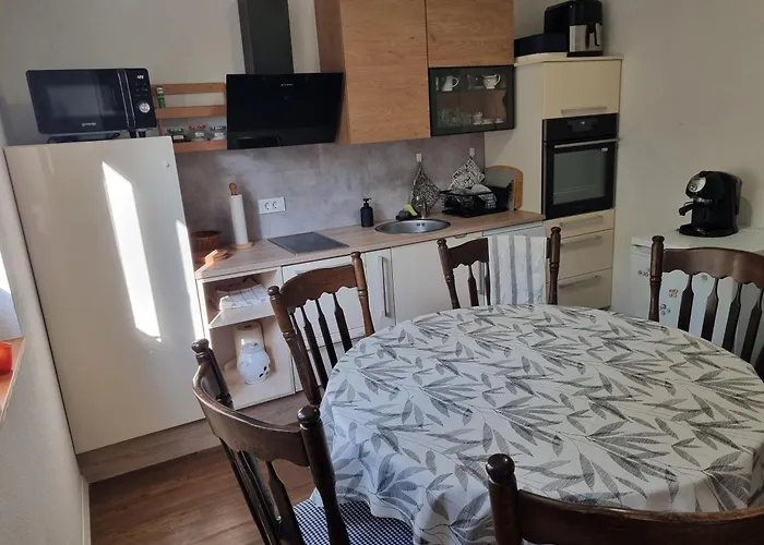 Apartment Luna's House